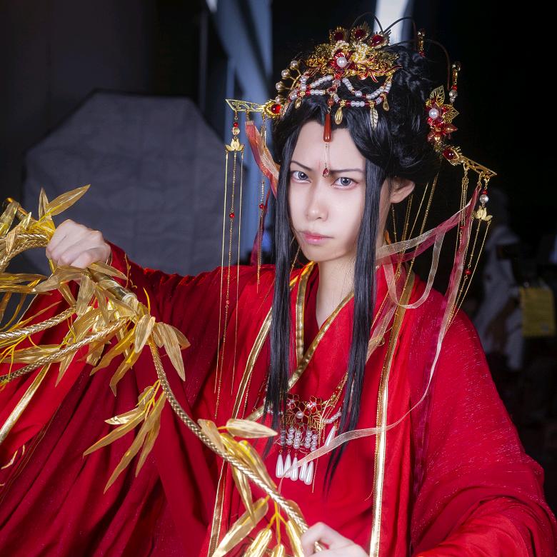 为玉环姐姐库库练琴的小寒若
