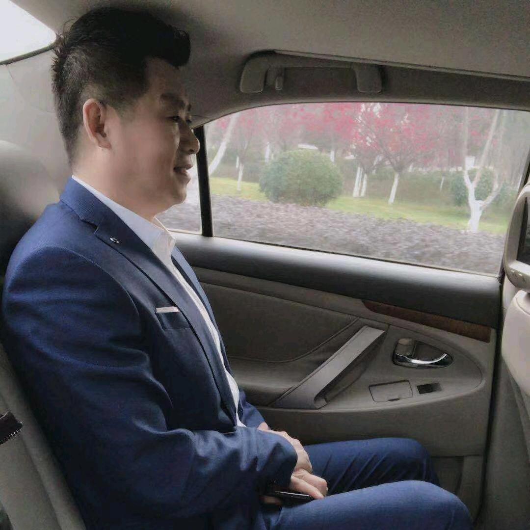 睢宁县森马服饰-小风临月