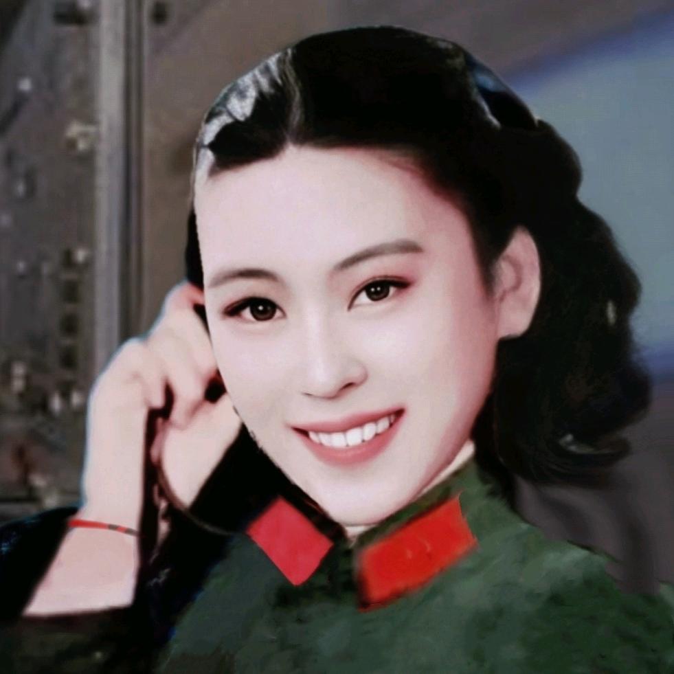 女兵阿丹