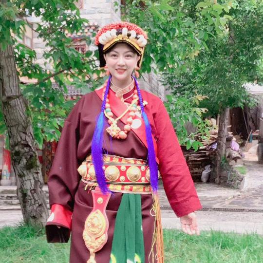 藏族美洋洋