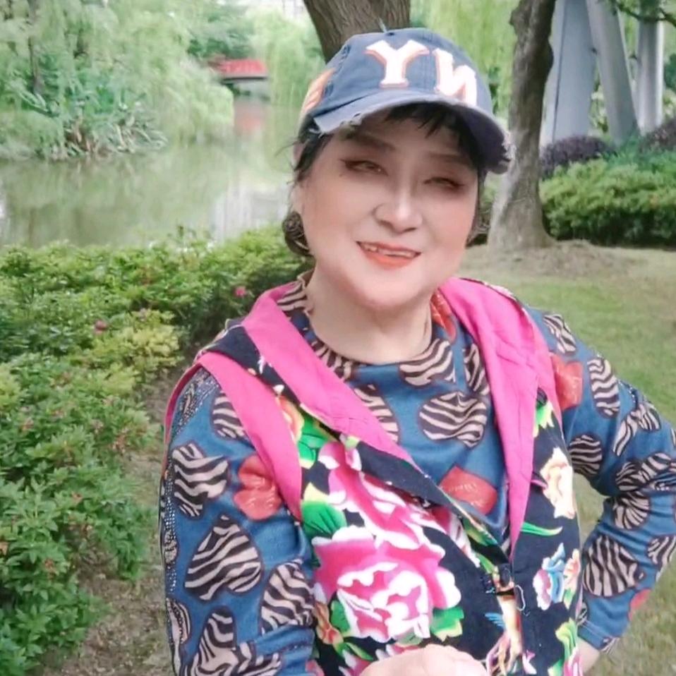 恰恰