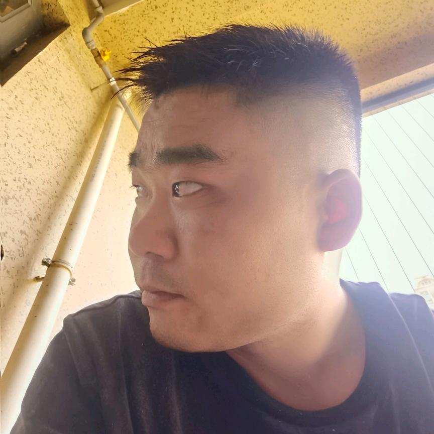 爱不是手