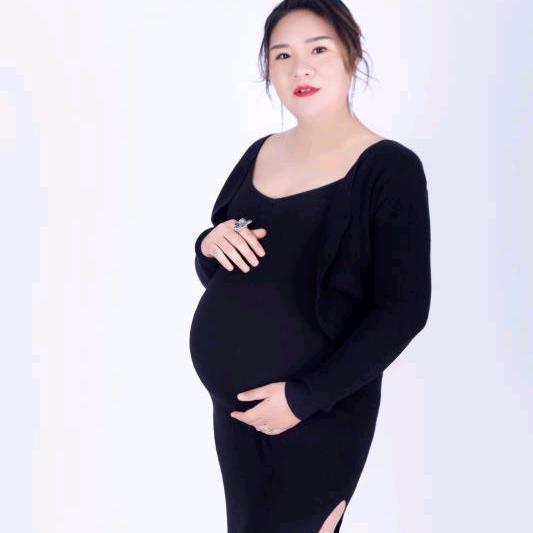 卖彩钢瓦的小芳