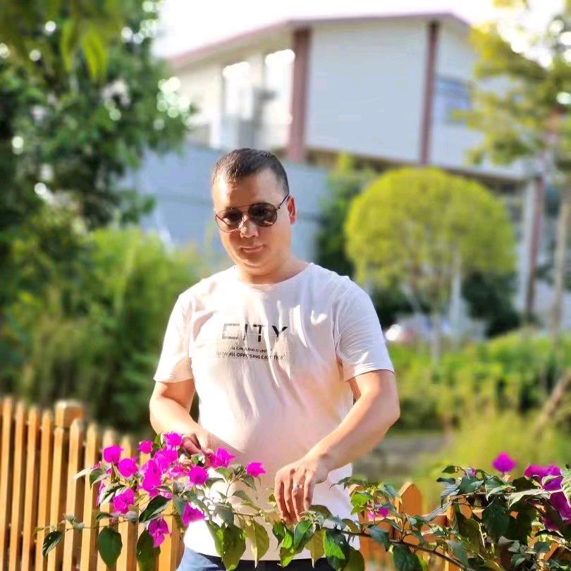 姚记铁板臭豆腐（虎哥）