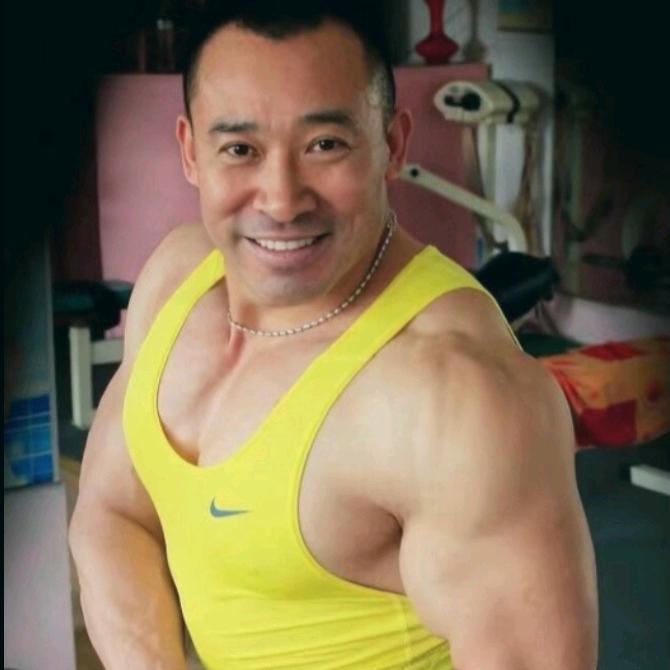 健美冠军老顽童