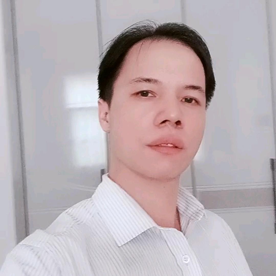 湖北麻城辉辉