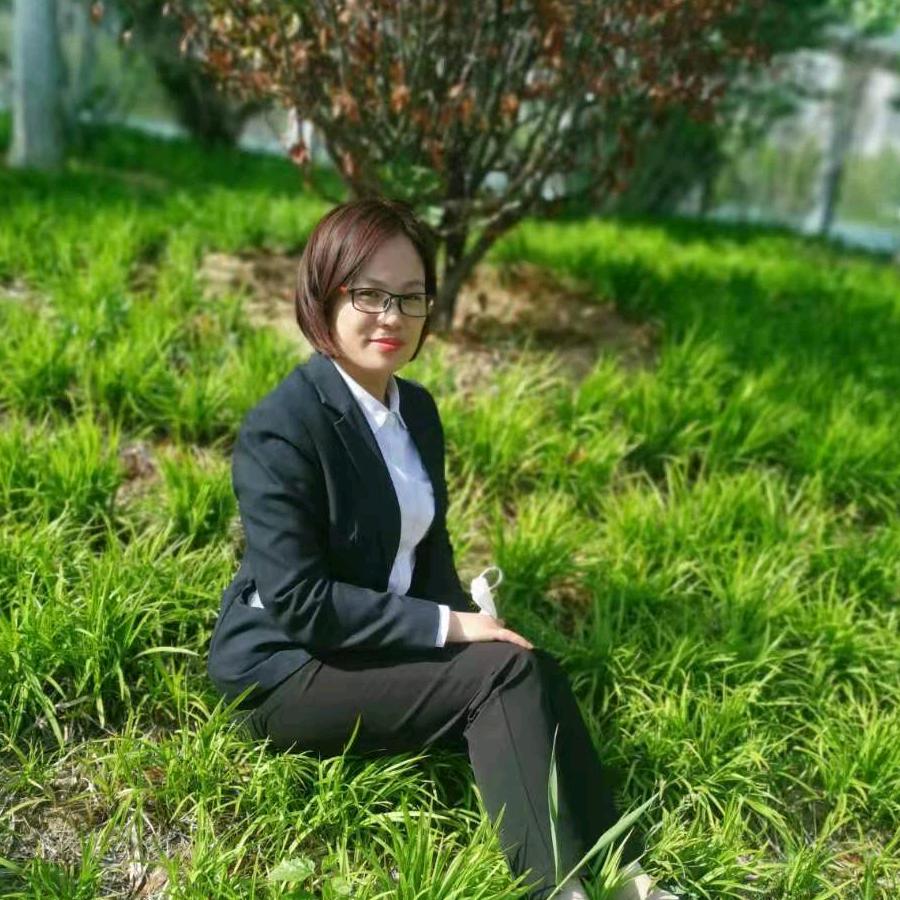 博纳龙域天城五期周月媛