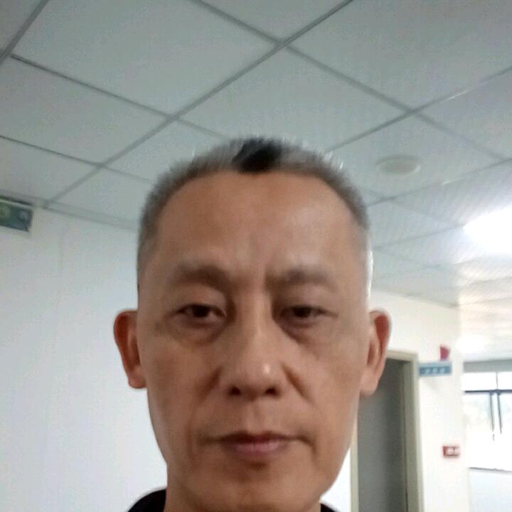 黄勇
