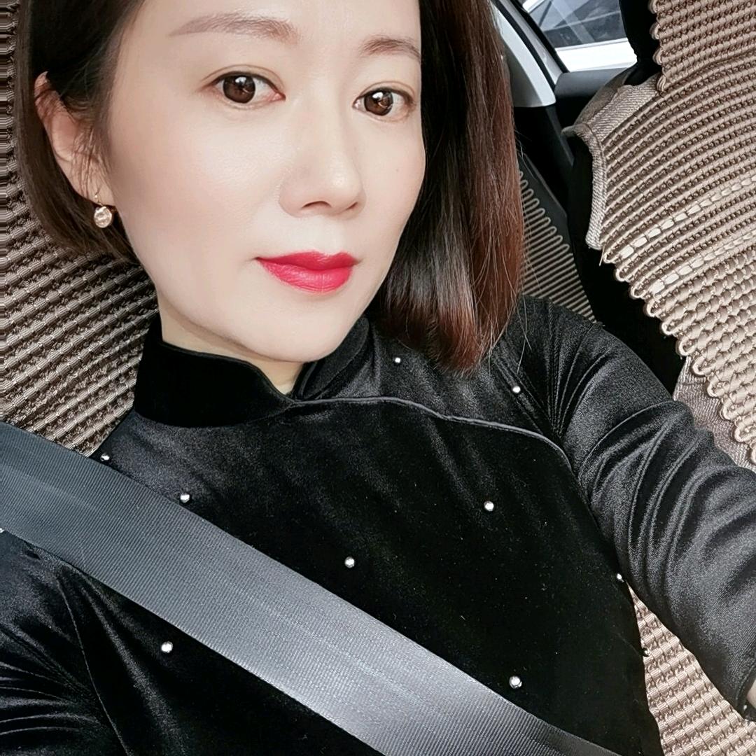 小霞