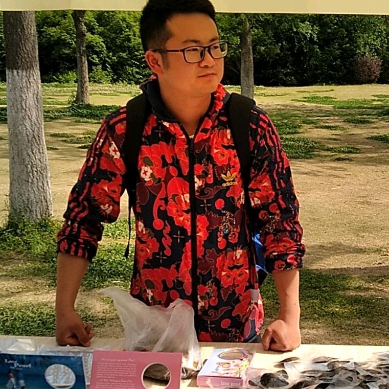 探宠小生