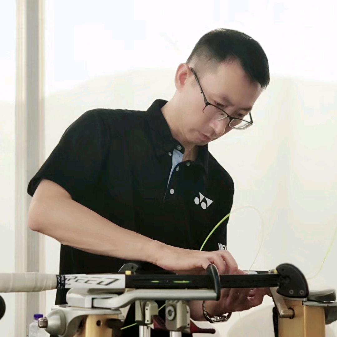桂林老邱穿线（YONEX S1＆张人）