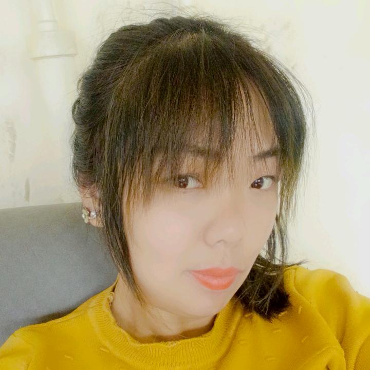 👄钱多多💅 💋