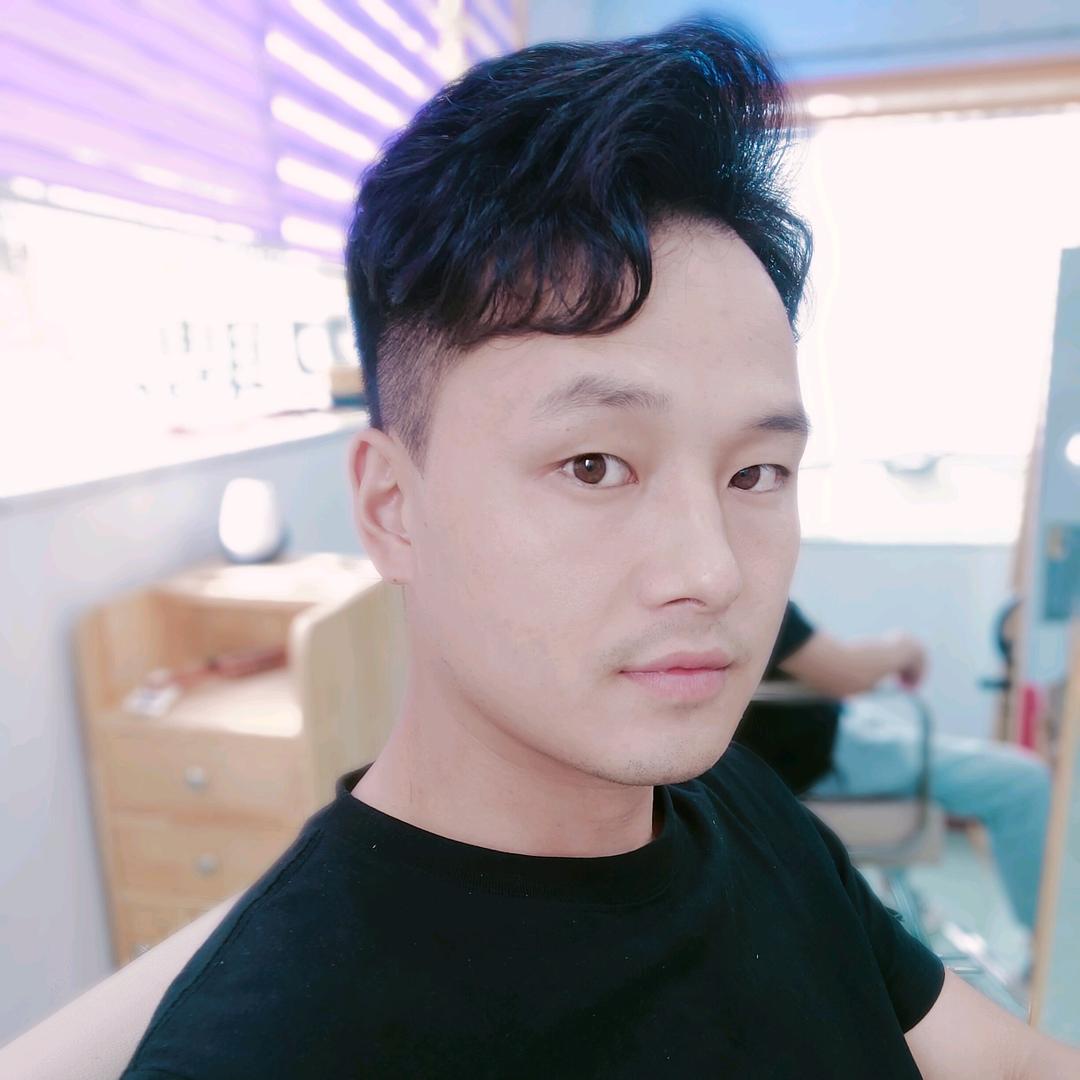 万魔君