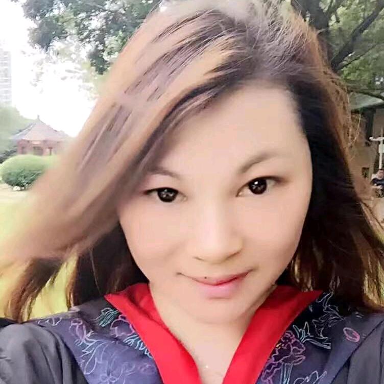 盈盈