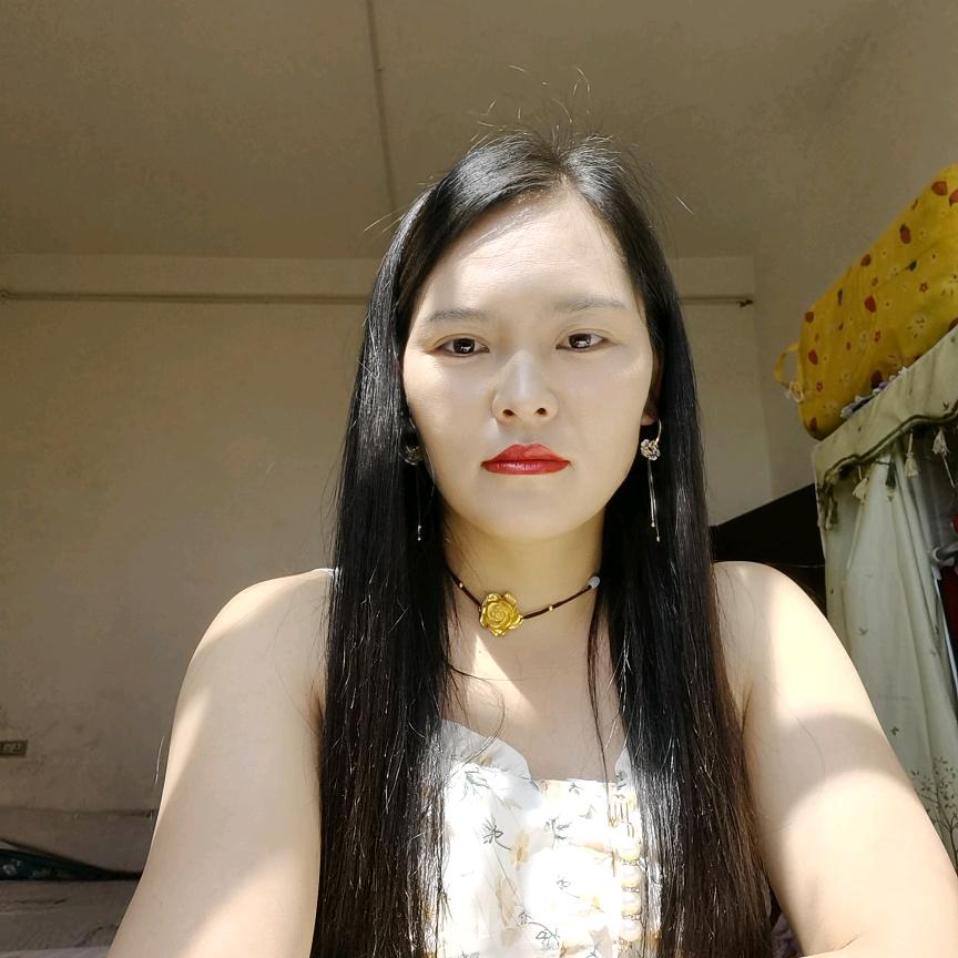 云南曲靖跑滴滴的80后宝妈