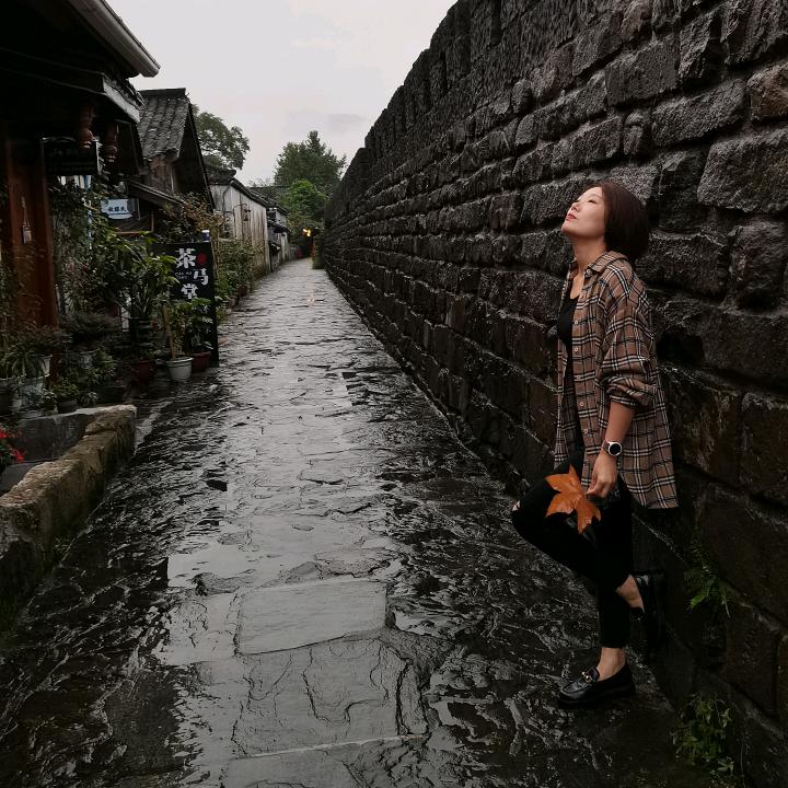 酸酸