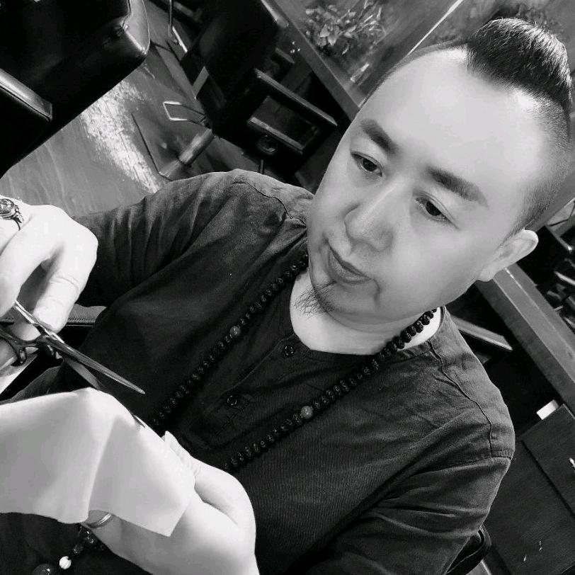 乐山市中心城区首体造型美发牛耳桥店