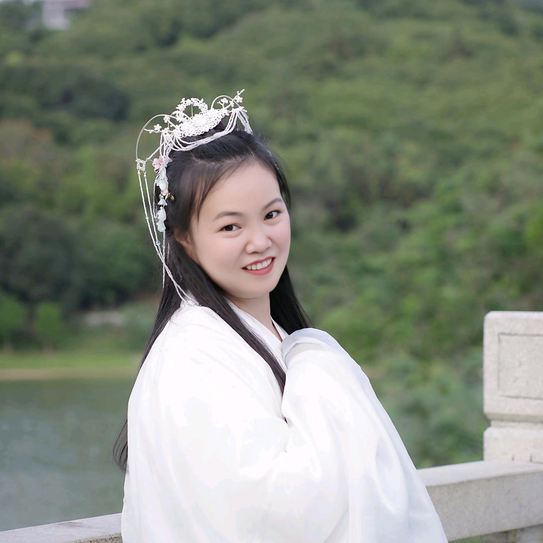 回眸浅忆泪倾城