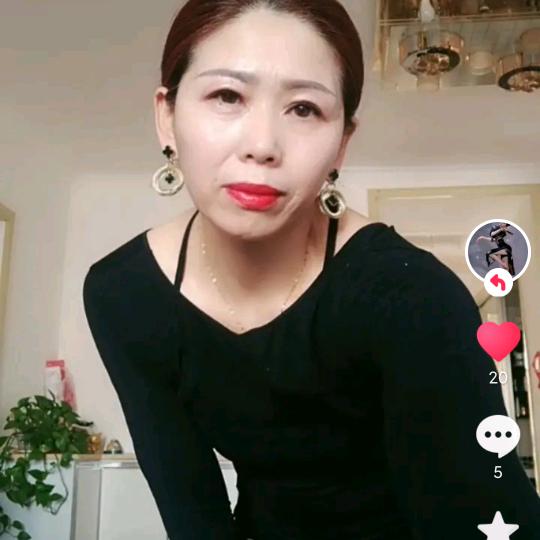 雨后彩虹。4tzd