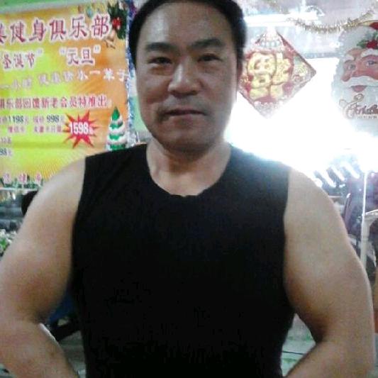 支支