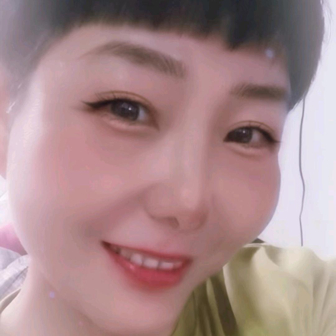 杨柳依依🎤首播筹备中