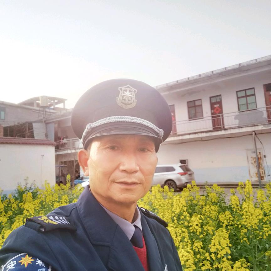 董，事事如意