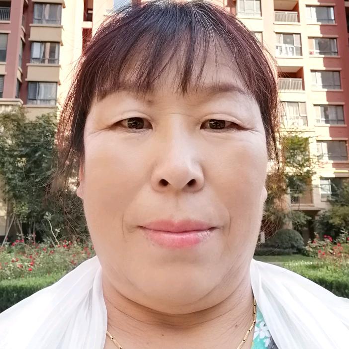 贾彩