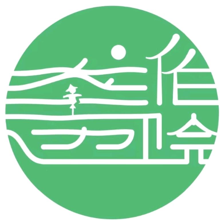张北伯院民宿   草原天路桦皮岭店