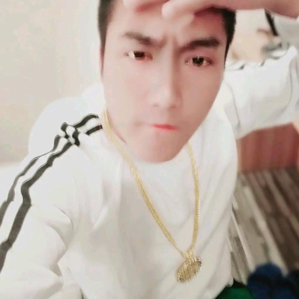 澎湃💋小爷们👉