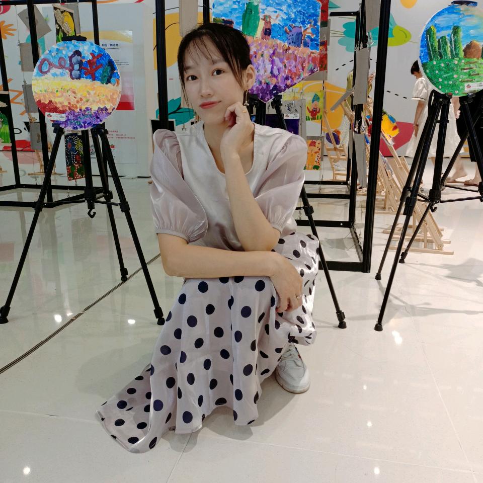 艳阳