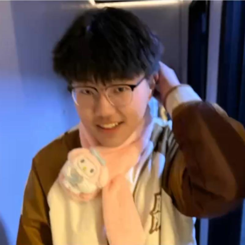 我赵思皓实名观看每个小姐姐