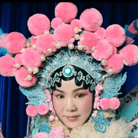 真真（中1.33）直播带货