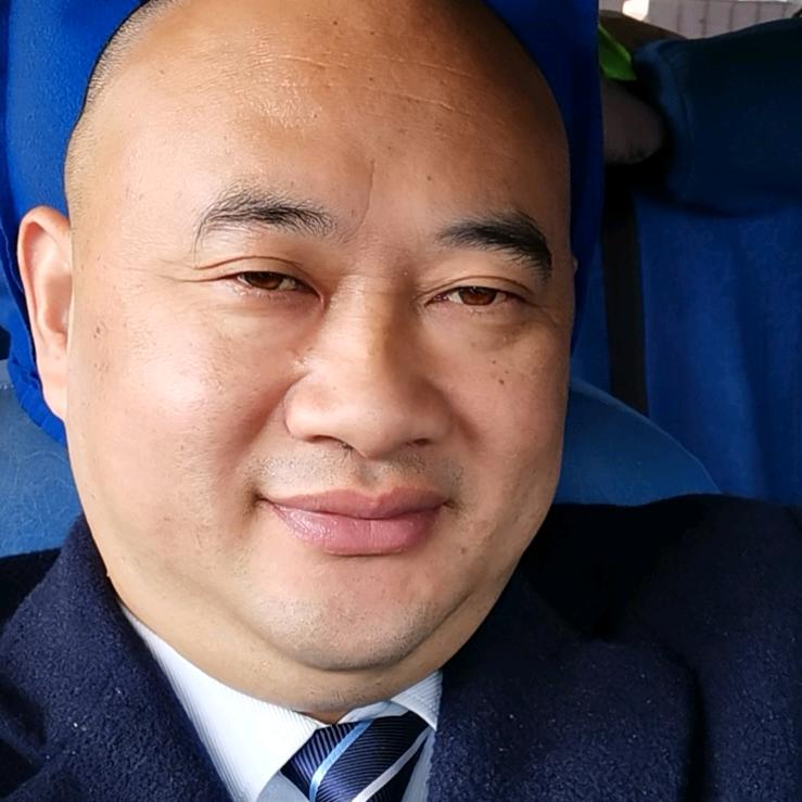 圣水驾校   教练  龚武