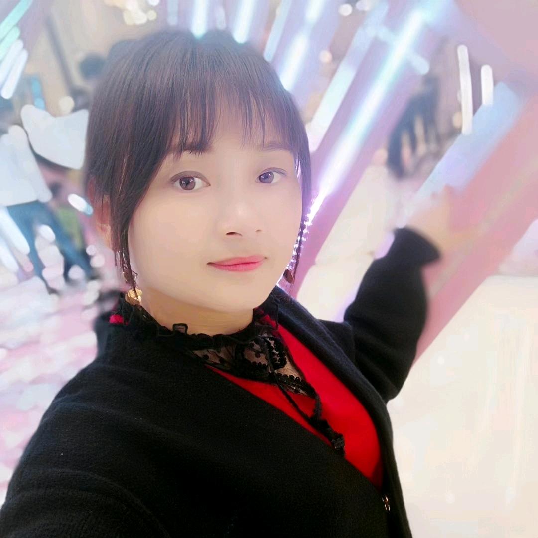 尹秋萍