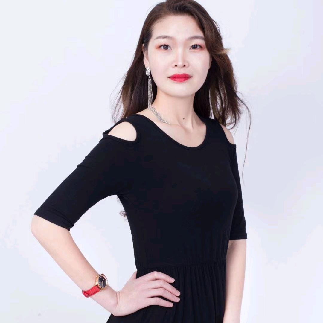美业晓霞