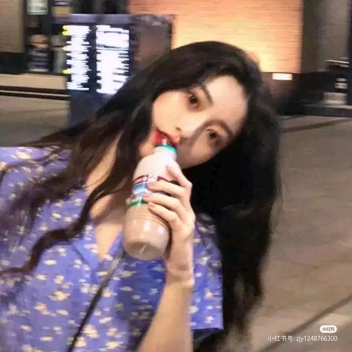 一只小虾米