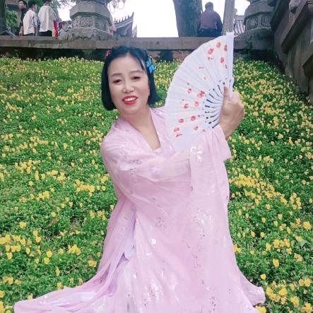 李爱芬