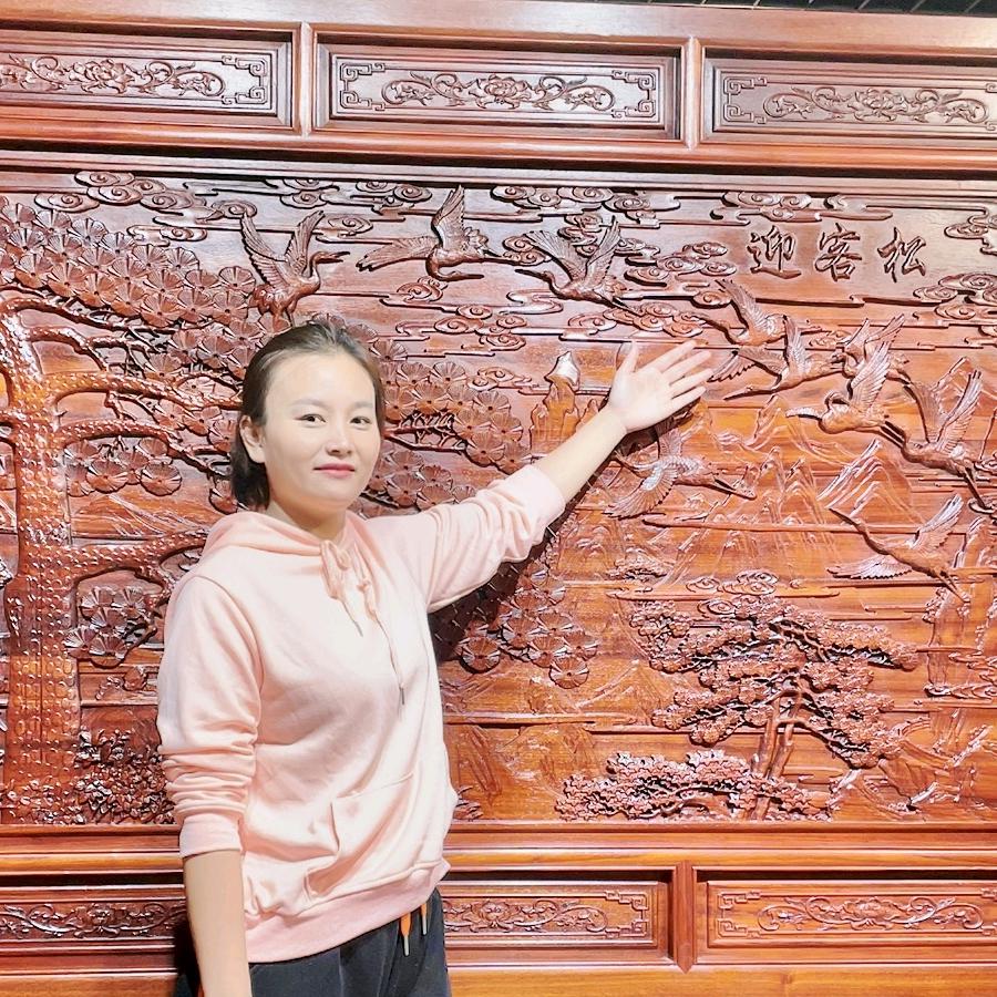 金孔雀东阳木雕屏风（中式装修）