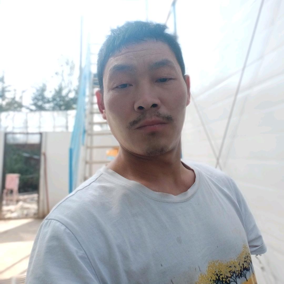 悲伤存心中