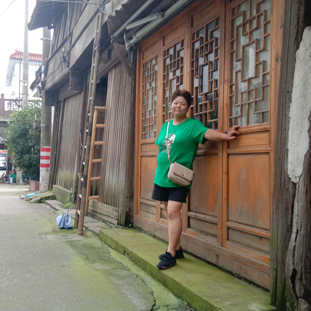 妞姐服装