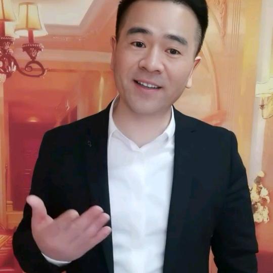 爱唱歌的黄哥