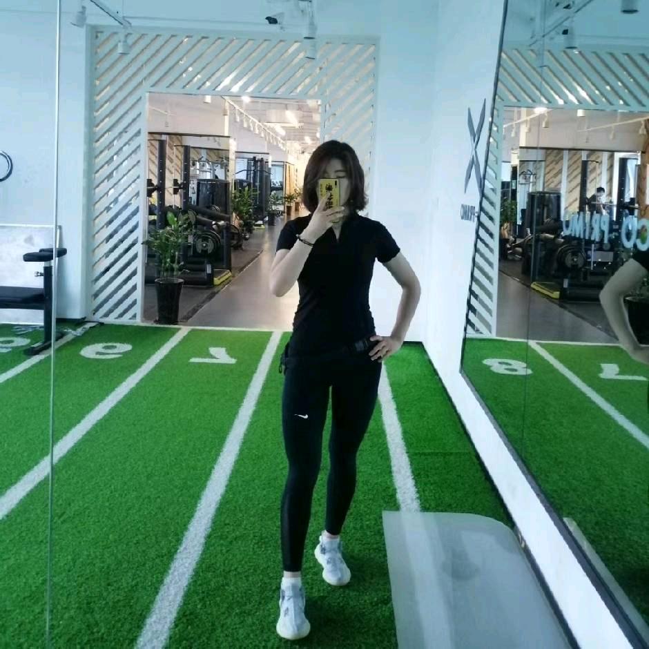 Easy健身馆-桃子