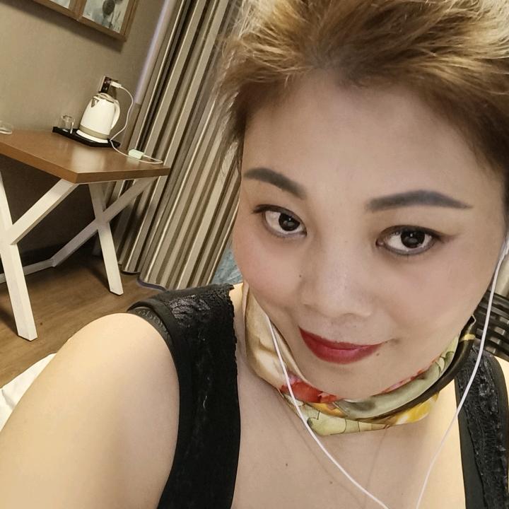 赵女士（进口美妆十新锐国货）