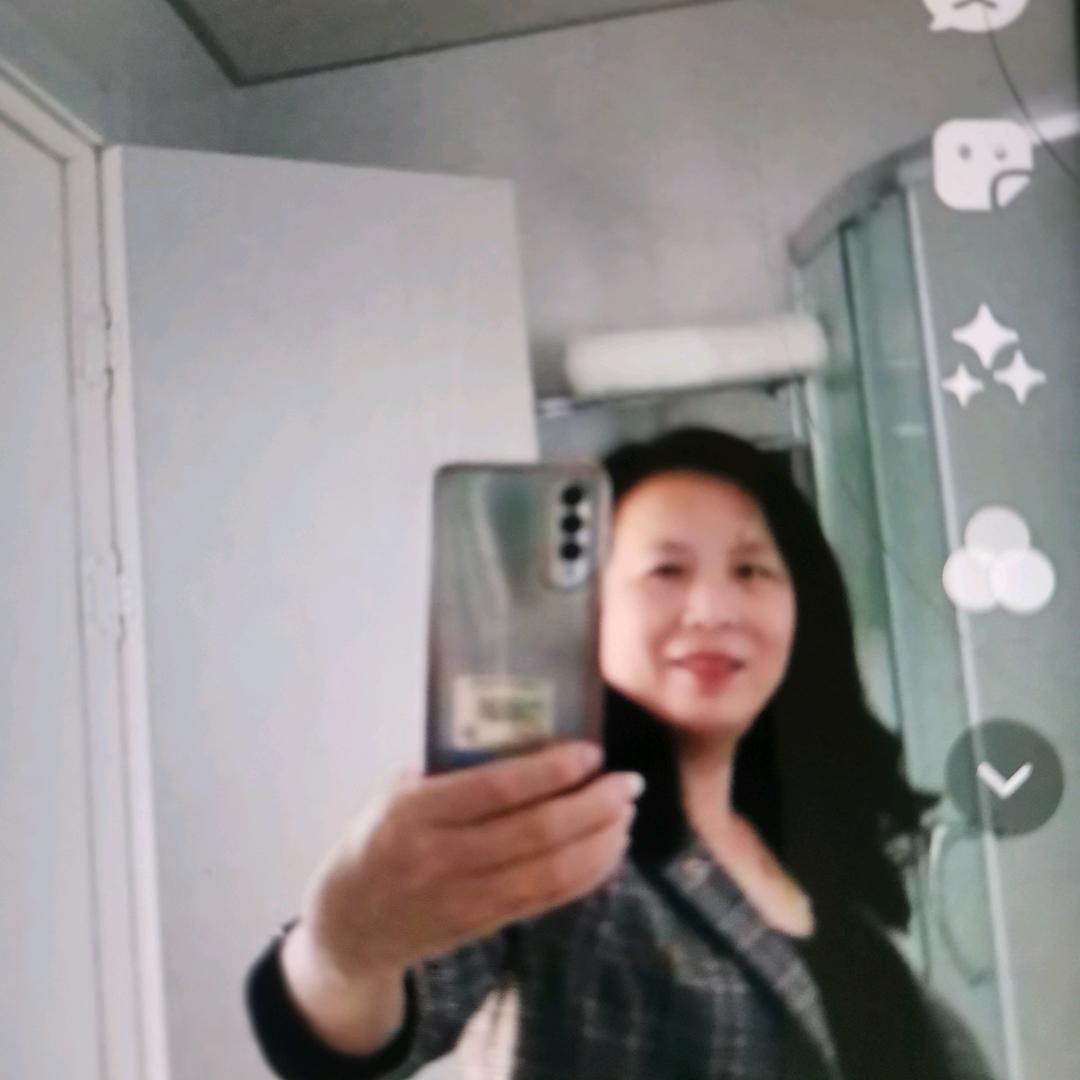 银鑫姐姐（8.点18分开播）