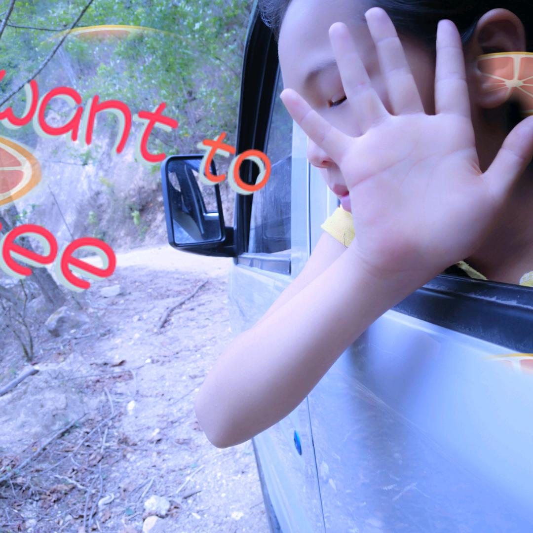 每个人都有微笑😄🌹