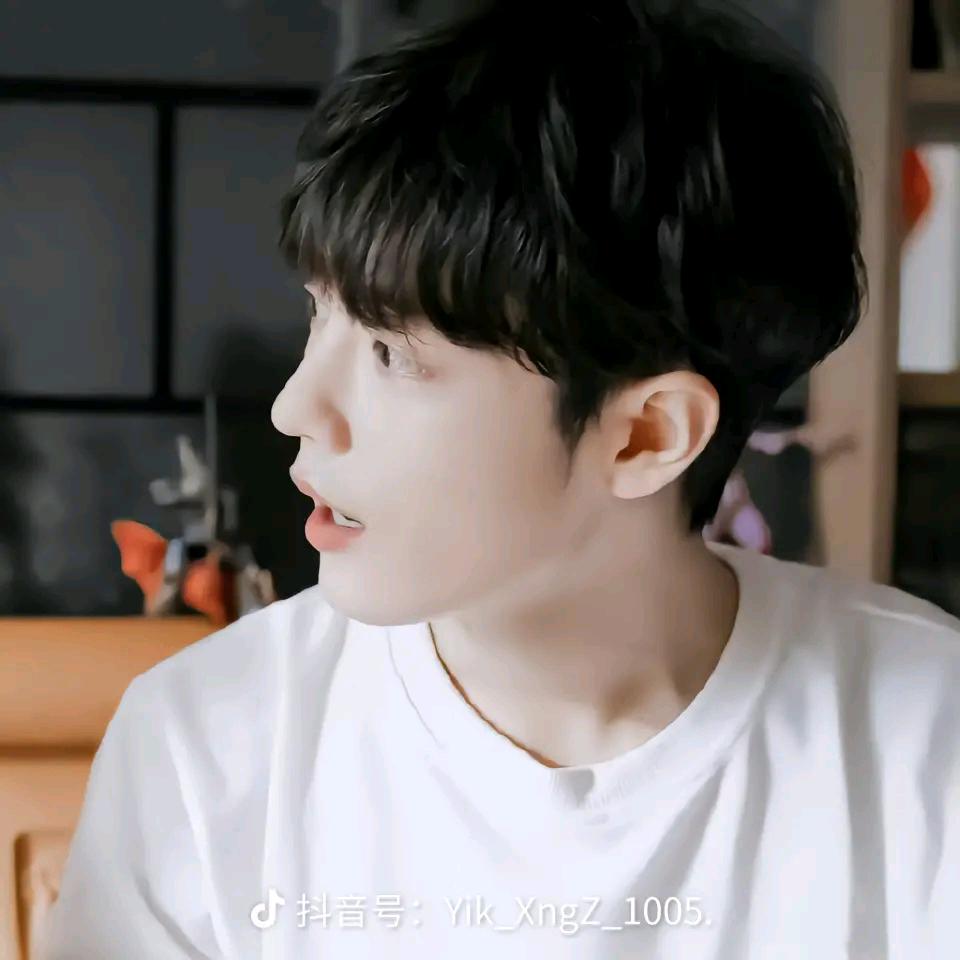 肖战人