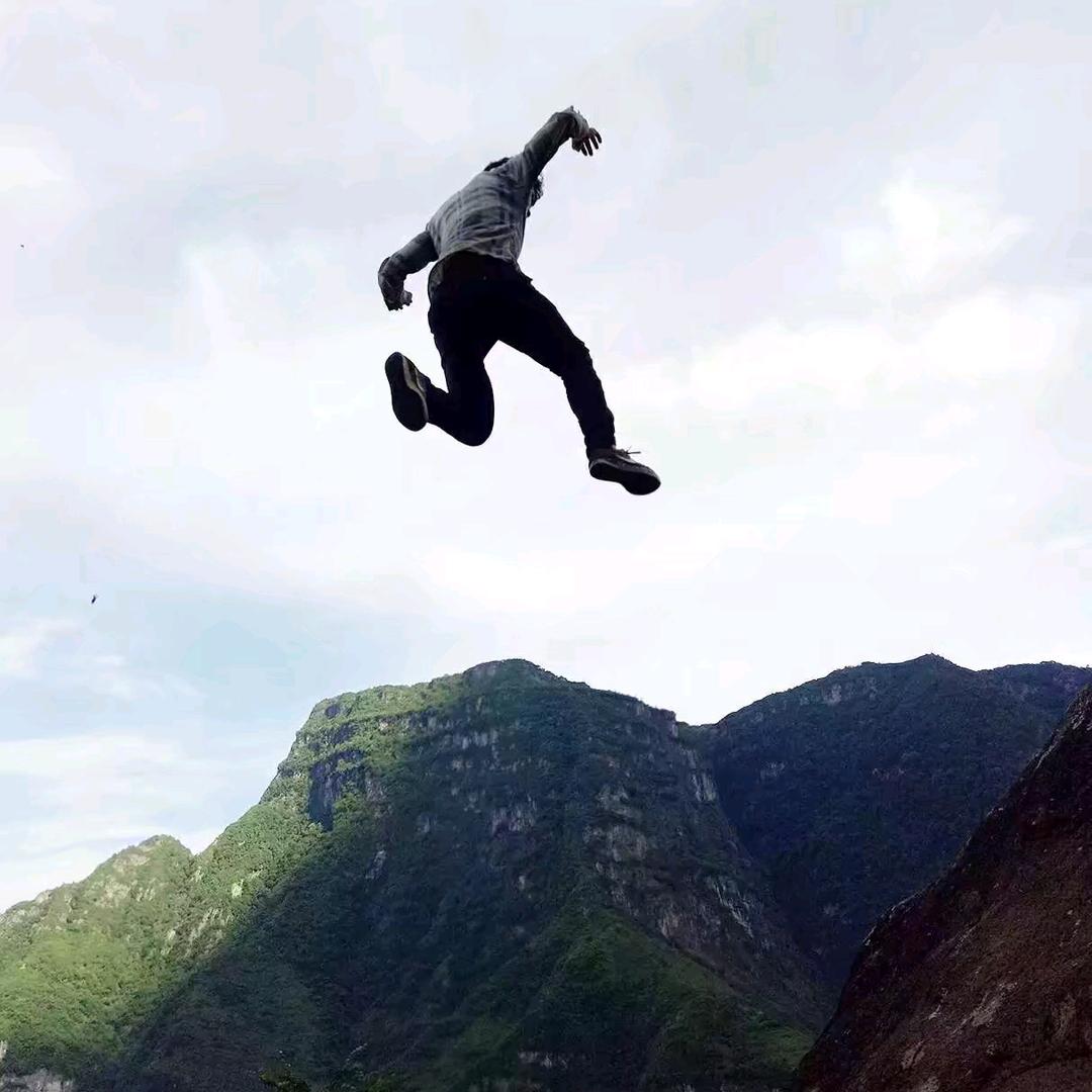 悬崖飞人 拉博