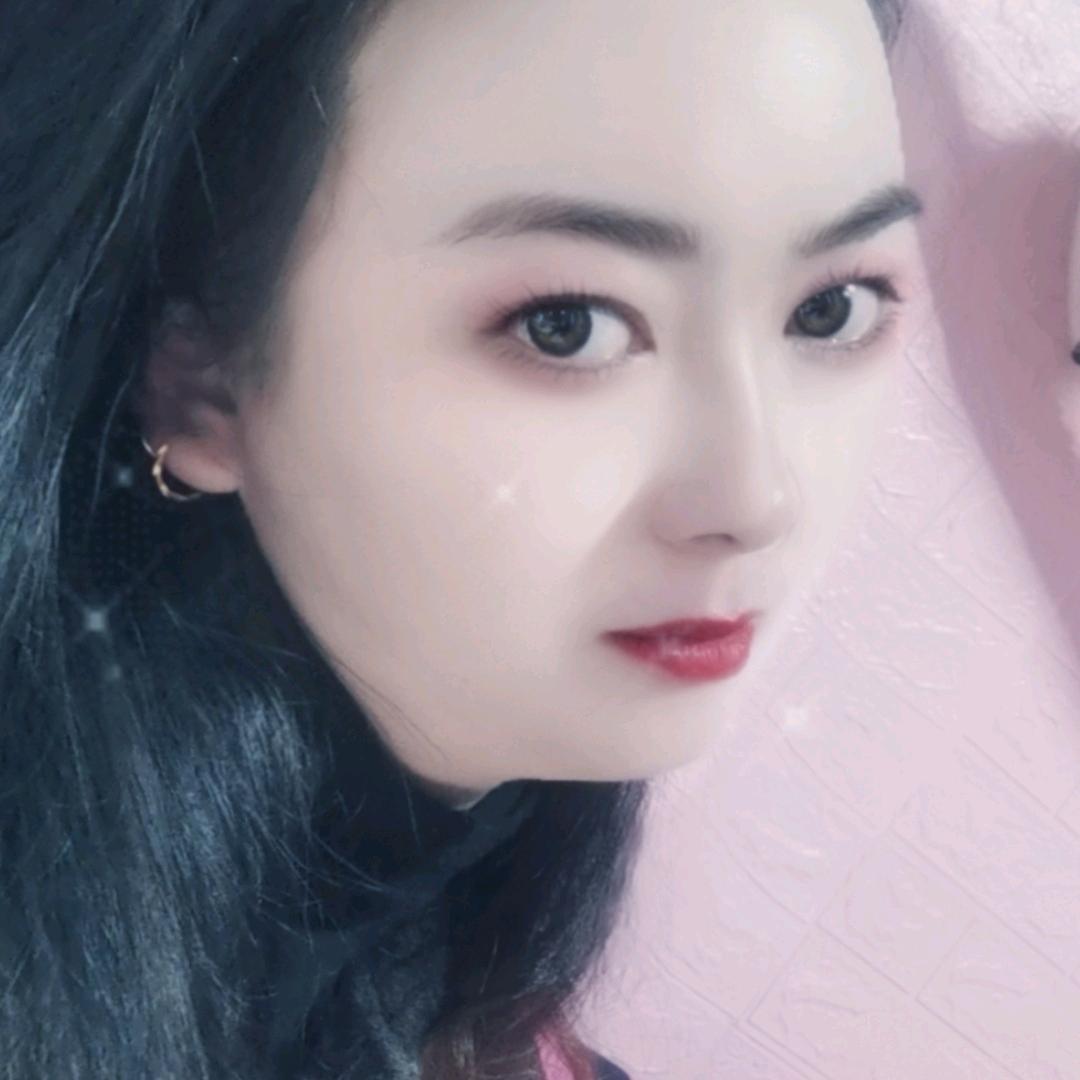 蝴蝶翩翩飝