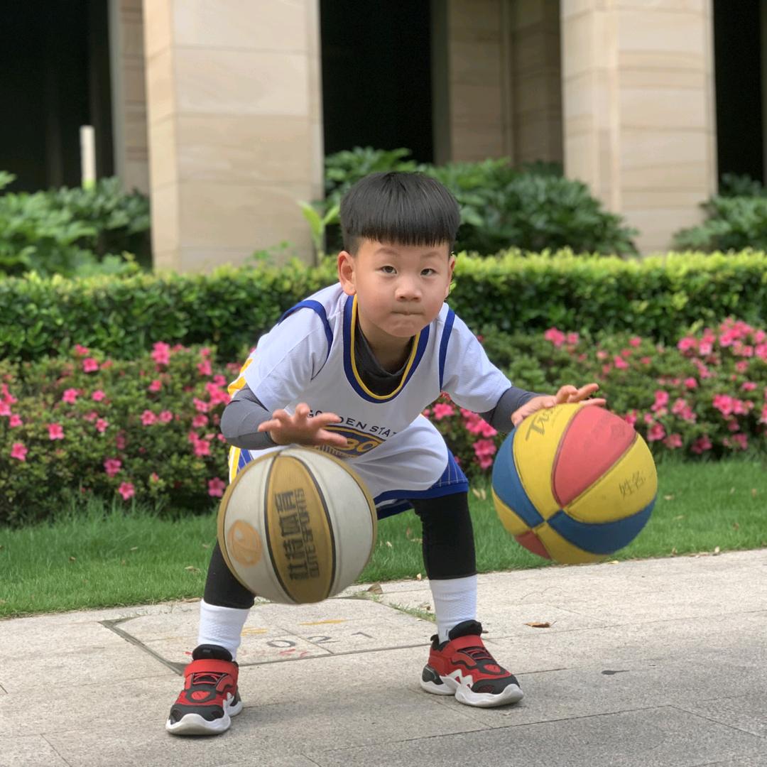 🏀小鎏灿