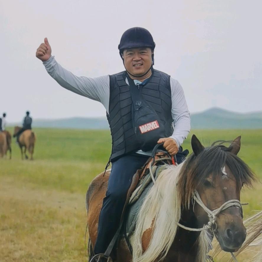 吕飞